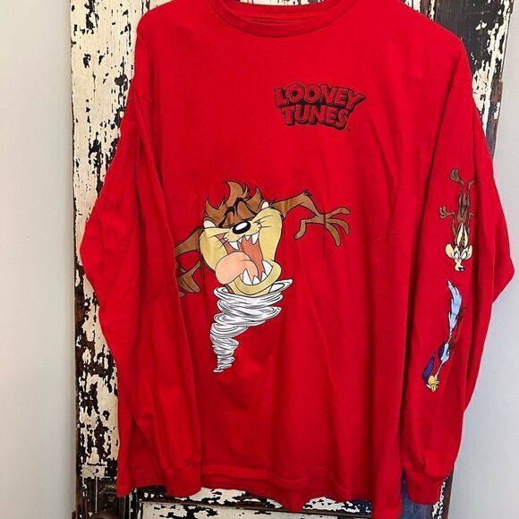 Looney Tunes TAZ, Bugs Bunny, The Roadrunner and Wylie Coyote men’s Long Sleeve - Picture 1 of 12
